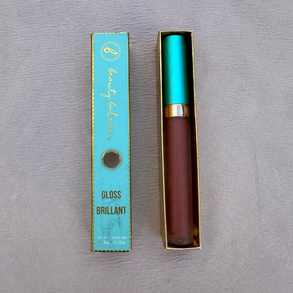 Beauty Bakerie Lip Gloss with Teal and Gold Packaging snickerdoodle